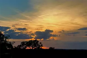 190 Carol Ann Dr, Austin, TX 78737 - Photo 32