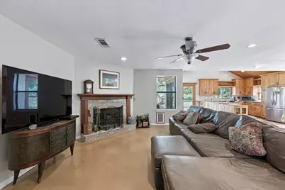 190 Carol Ann Drive, Austin, TX 78737 - Photo 6