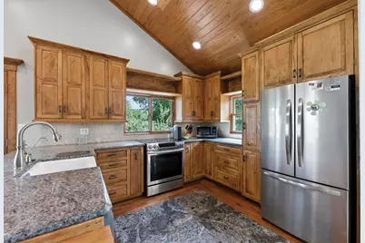 190 Carol Ann Drive, Austin, TX 78737 - Photo 10