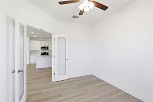 263 Oriole St, Kyle, TX 78640 - Photo 8