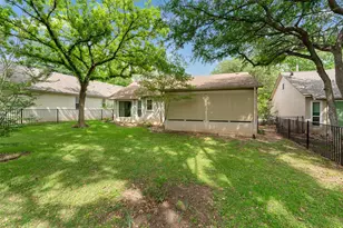 214 Whispering Wind Dr, Georgetown, TX 78633 - Photo 26