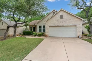 214 Whispering Wind Dr, Georgetown, TX 78633 - Photo 2