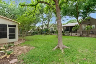 214 Whispering Wind Dr, Georgetown, TX 78633 - Photo 24