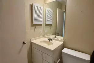 10805 Lanshire Dr, Austin, TX 78758 - Photo 14