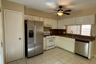 10805 Lanshire Dr, Austin, TX 78758 - Photo 6