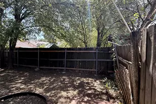 10805 Lanshire Dr, Austin, TX 78758 - Photo 18
