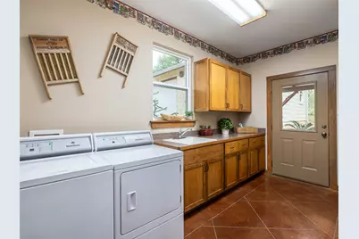 326 Lost Cove Drive, Spicewood, TX 78669 - Photo 20