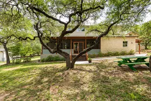 326 Lost Cove Dr, Spicewood, TX 78669 - Photo 20