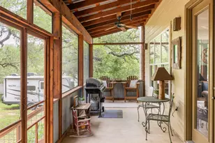 326 Lost Cove Dr, Spicewood, TX 78669 - Photo 22