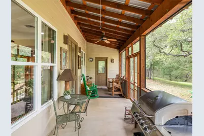 326 Lost Cove Drive, Spicewood, TX 78669 - Photo 18