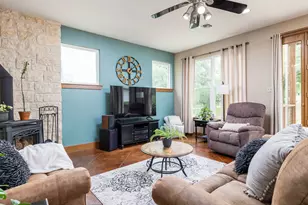 326 Lost Cove Dr, Spicewood, TX 78669 - Photo 6