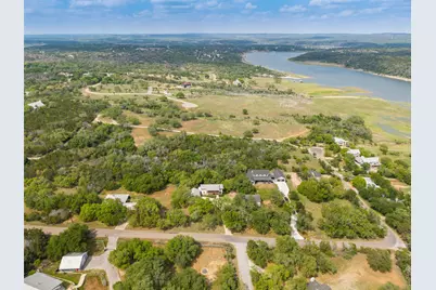 326 Lost Cove Drive, Spicewood, TX 78669 - Photo 28