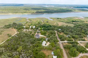 326 Lost Cove Dr, Spicewood, TX 78669 - Photo 36