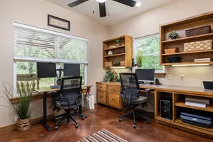 326 Lost Cove Dr, Spicewood, TX 78669 - Photo 20