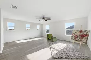 112 W Point Way, Elgin, TX 78621 - Photo 4