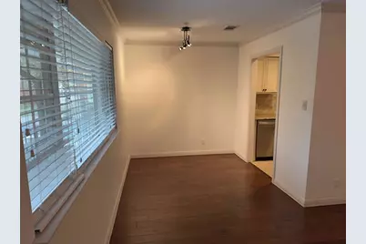 1407 W 39th 1/2 Street #203, Austin, TX 78756 - Photo 2