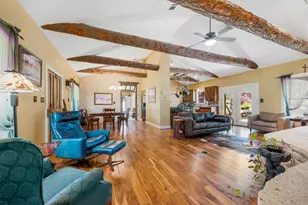 220 Meadowview Dr, Wimberley, TX 78676 - Photo 4