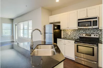 2708 San Pedro Street #202, Austin, TX 78705 - Photo 4