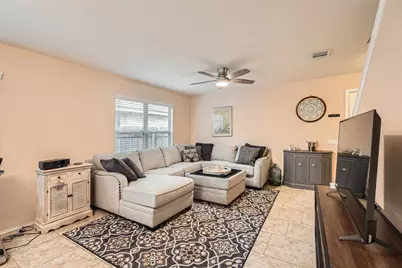 3504 Alpine Autumn Drive, Austin, TX 78744 - Photo 4