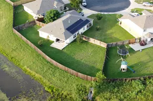 409 S Hunting Lodge Ln, Bastrop, TX 78602 - Photo 26