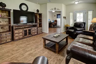 409 S. Hunting Lodge Lane, Bastrop, TX 78602 - Photo 10