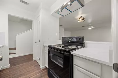 6821 Old Quarry Lane, Austin, TX 78731 - Photo 16