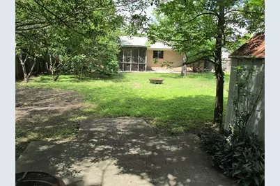 1213 S Meadows Drive, Austin, TX 78758 - Photo 16
