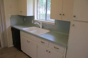 1213 S Meadows Dr, Austin, TX 78758 - Photo 2