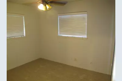 1213 S Meadows Drive, Austin, TX 78758 - Photo 10