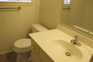 1213 S Meadows Dr, Austin, TX 78758 - Photo 8