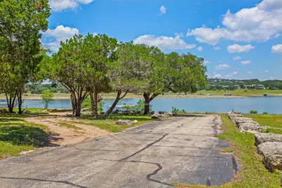 20208 Thurman Bend Road, Spicewood, TX 78669 - Photo 12