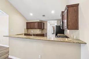 30 Wildwood Dr, Georgetown, TX 78633 - Photo 10