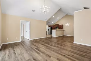30 Wildwood Dr, Georgetown, TX 78633 - Photo 4