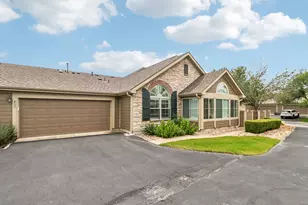30 Wildwood Dr, Georgetown, TX 78633 - Photo 1