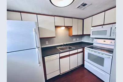 2500 Burleson Road #209, Austin, TX 78741 - Photo 4