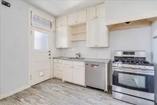 1916 Robbins Pl, Austin, TX 78705 - Photo 10