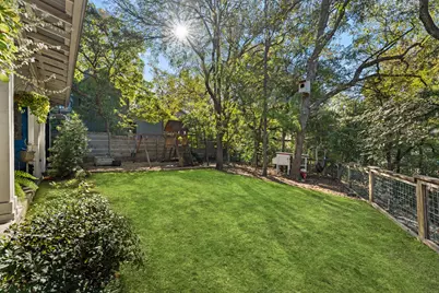 703 E Live Oak Street, Austin, TX 78704 - Photo 40