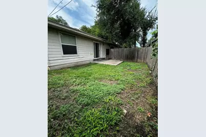 8613 Talyne Chaise Circle #B, Austin, TX 78729 - Photo 18