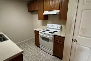 8613 Talyne Chaise Cir, Austin, TX 78729 - Photo 6