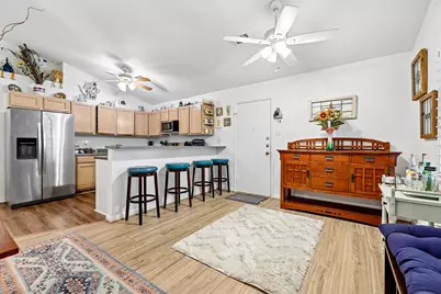 94 Louise Street, Elgin, TX 78621 - Photo 8