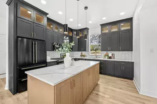 108 Skyline Rd, Georgetown, TX 78628 - Photo 10