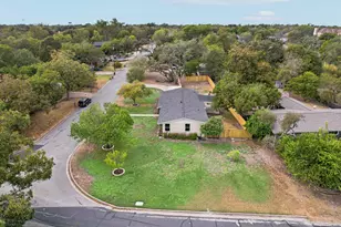 202 E Caddo St, Austin, TX 78753 - Photo 32