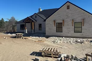 123 Lariat Ct, Bastrop, TX 78602 - Photo 4