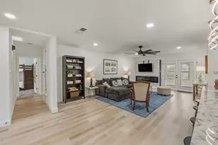 2107 Lewood Cir, Austin, TX 78745 - Photo 4