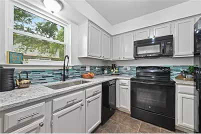2105 Kirksey Drive, Austin, TX 78741 - Photo 8