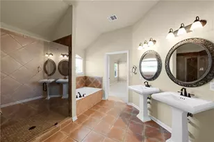 7608 Black Mountain Dr, Austin, TX 78736 - Photo 10