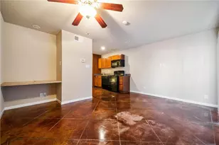 301 W 38th St, Austin, TX 78705 - Photo 8