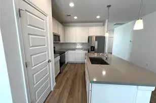 302 Elm Br Trl, Taylor, TX 76574 - Photo 10
