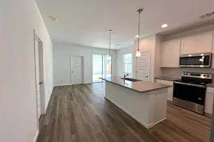 302 Elm Br Trl, Taylor, TX 76574 - Photo 8
