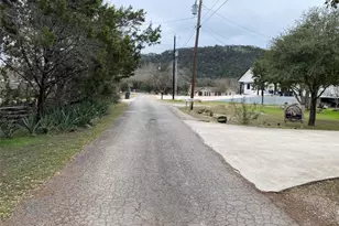 207 Hub Dr, Wimberley, TX 78676 - Photo 38